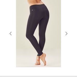 Fabletics SALAR SOLID POWERFORM LEGGING